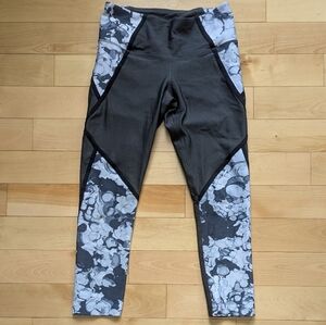 Women's Under Armour Charcoal and Light Gray Compression Leggings